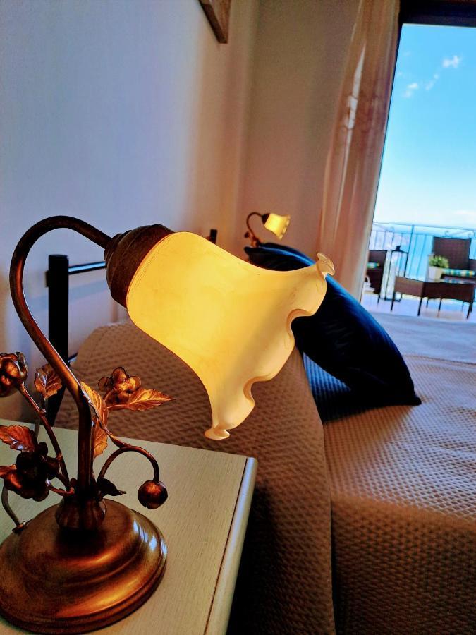 Tao Charming Apartment Таормина Екстериор снимка